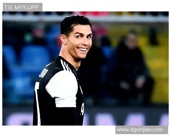 美国足球明星C罗的传奇生涯与影响力探讨