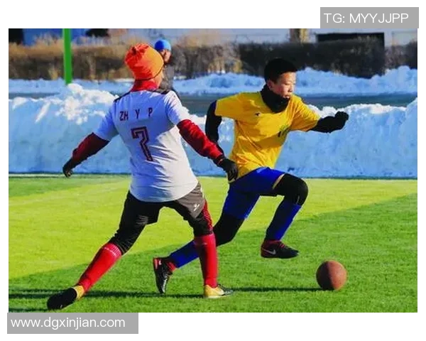 穿上足球明星卡洛斯同款球衣感受冠军气息尽享运动激情与时尚魅力